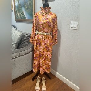 Like new long dress size M. Long sleeve Orange and pink